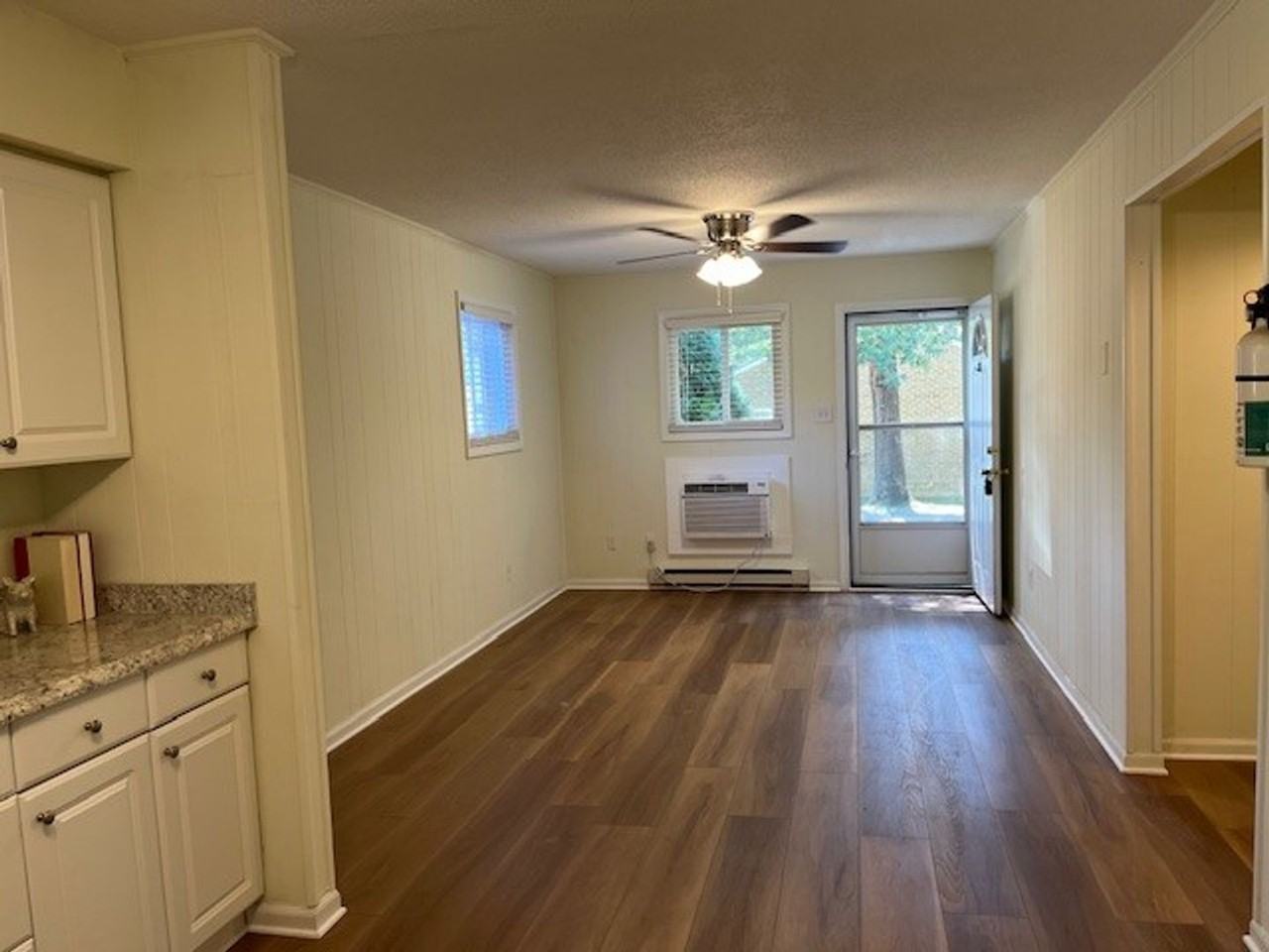 112 Bim St - Photo 6 of 13