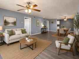 featured image of 420 W 11th St
