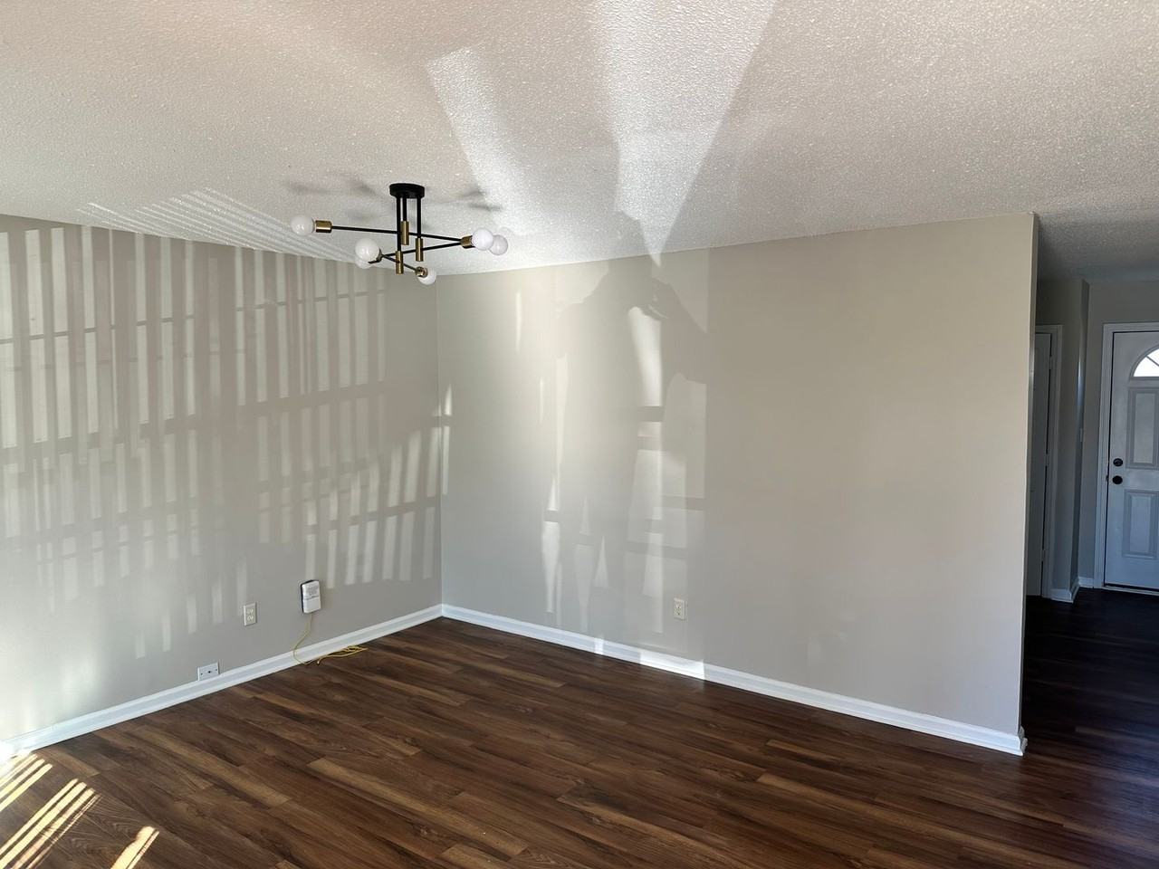 538 Walter St - Photo 6 of 9