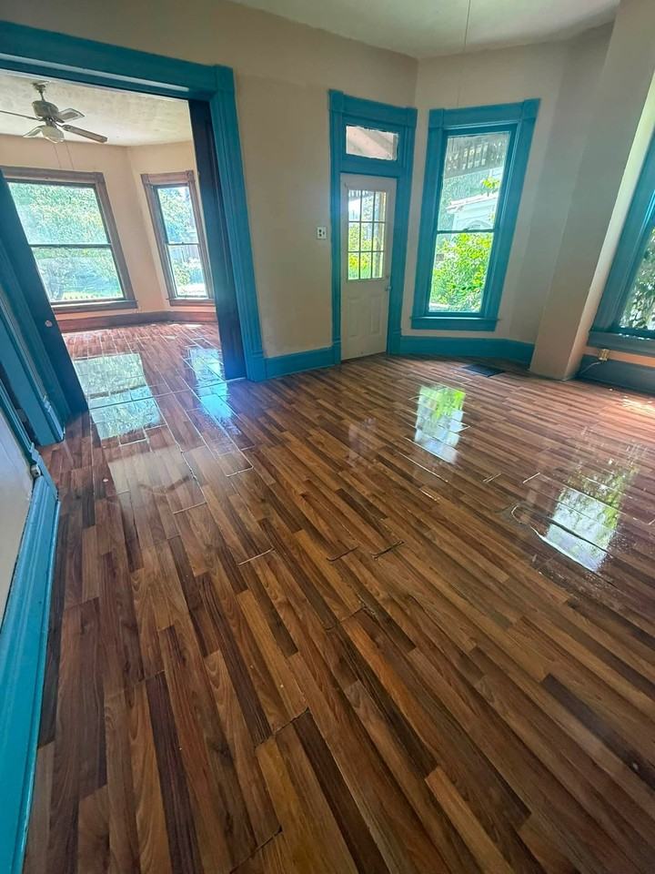 353 Woodlawn Ave #1 - Photo 2 of 7