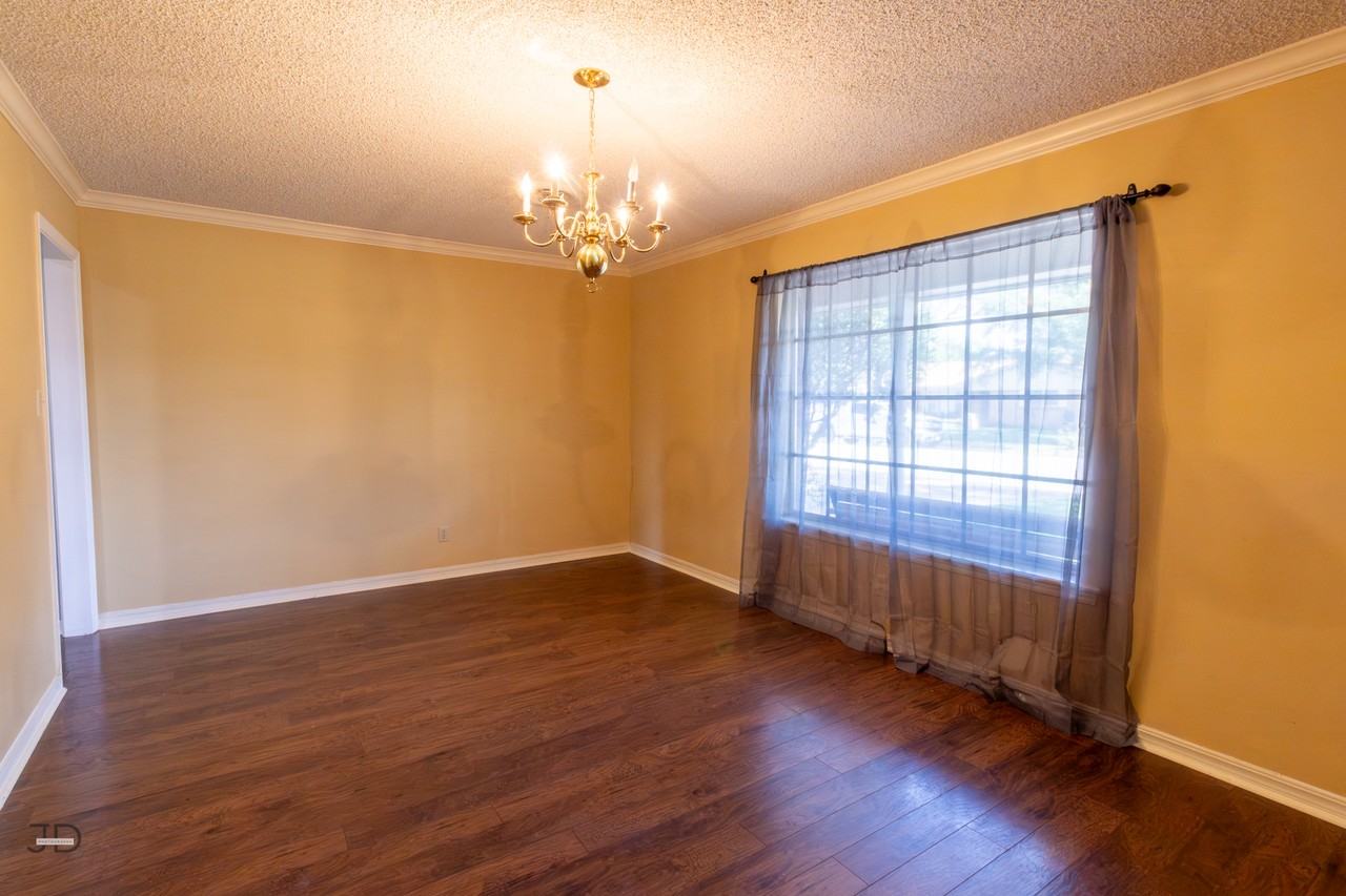 1535 Primrose Dr #1 - Photo 6 of 37