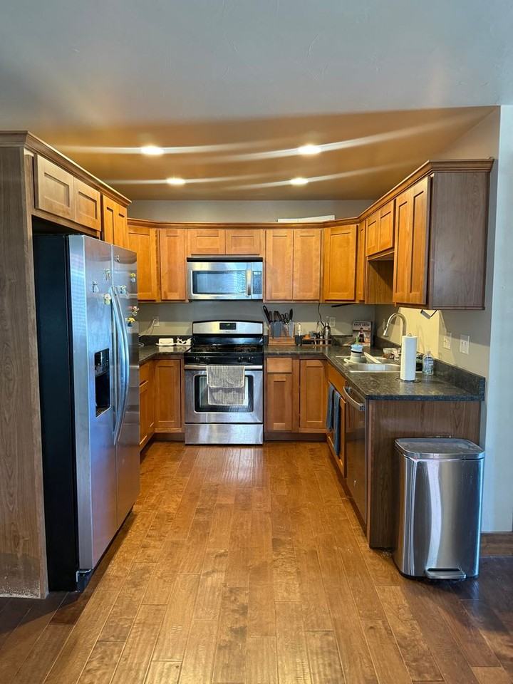 1459 Tempest Ct - Photo 2 of 7