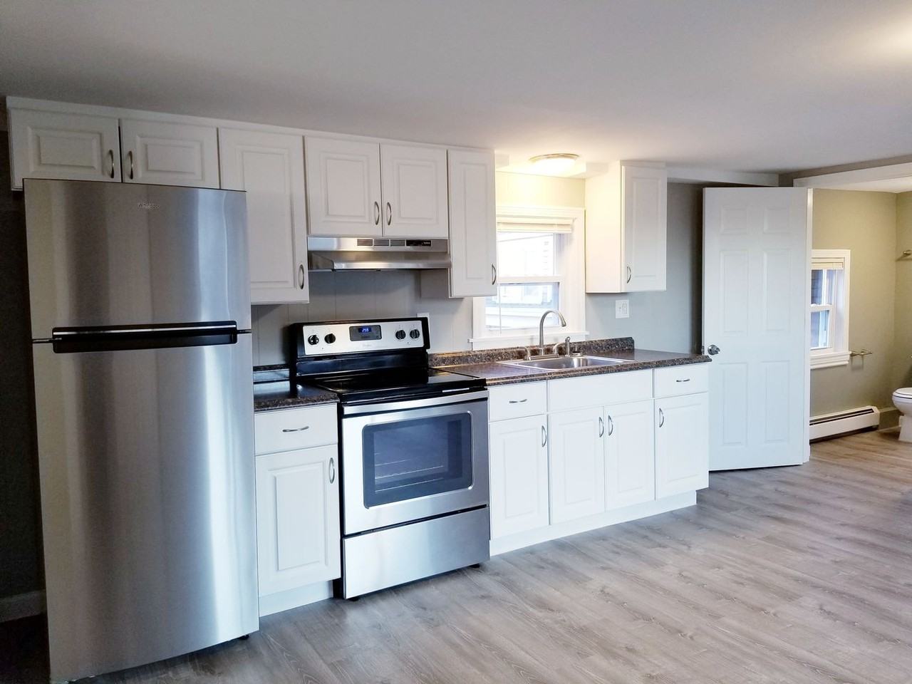 64 South St - Photo 3 of 16