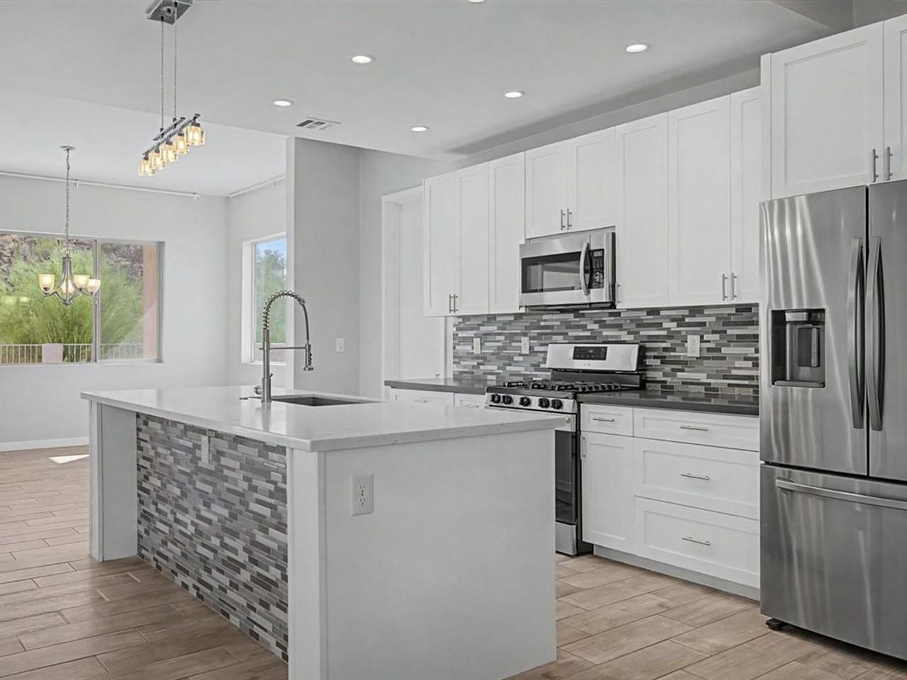 10053 N Alder Spring Dr - Photo 6 of 29