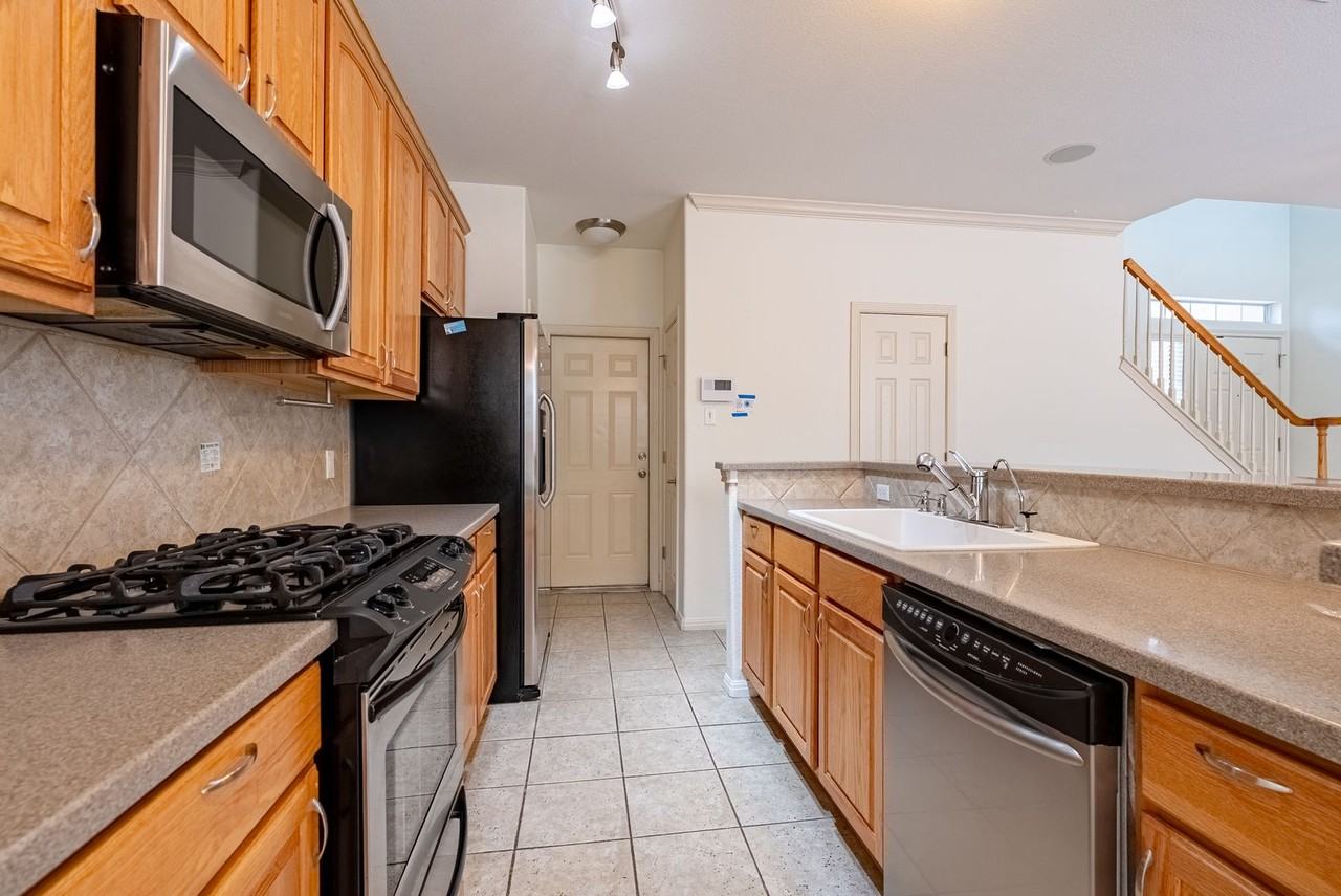 1101 E Parmer Ln #121 - Photo 5 of 19