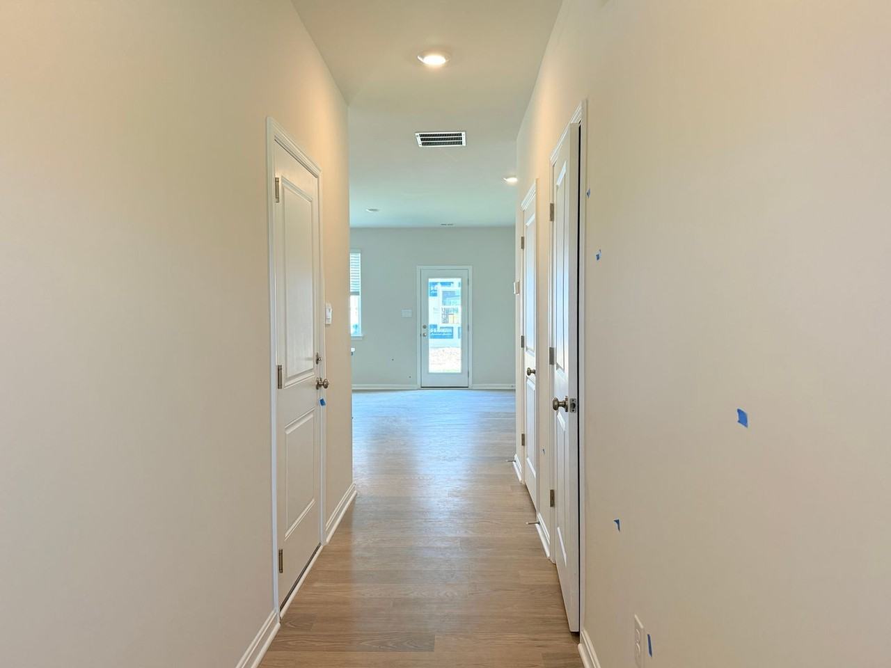 529 Colette St - Photo 2 of 14