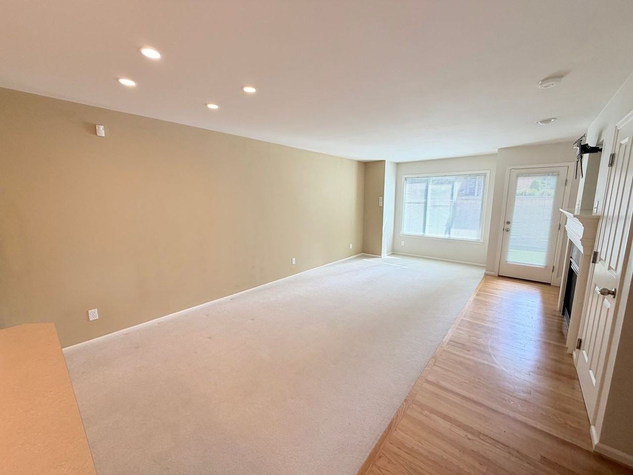 12726 35th Ave Ne #A - Photo 5 of 19