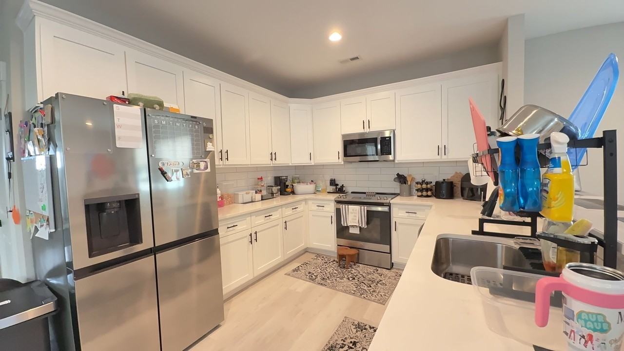 103 S Thalia Rd - Photo 3 of 20