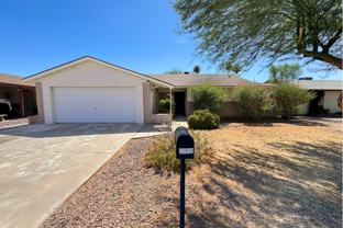 9613 N 55th Dr - Photo 1 of 1