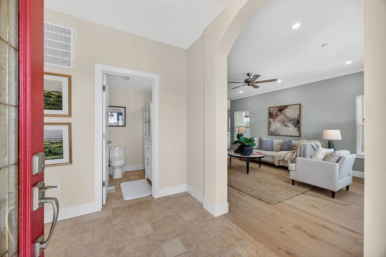 35628 Yosemite Ave - Photo 4 of 38
