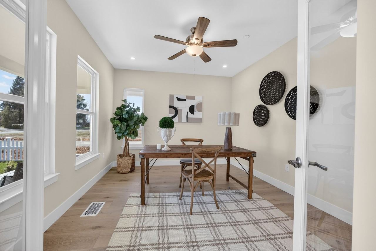 35628 Yosemite Ave - Photo 6 of 38