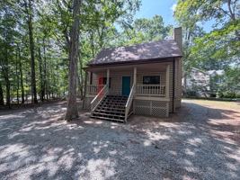 featured image of 2 Kiowa Ln