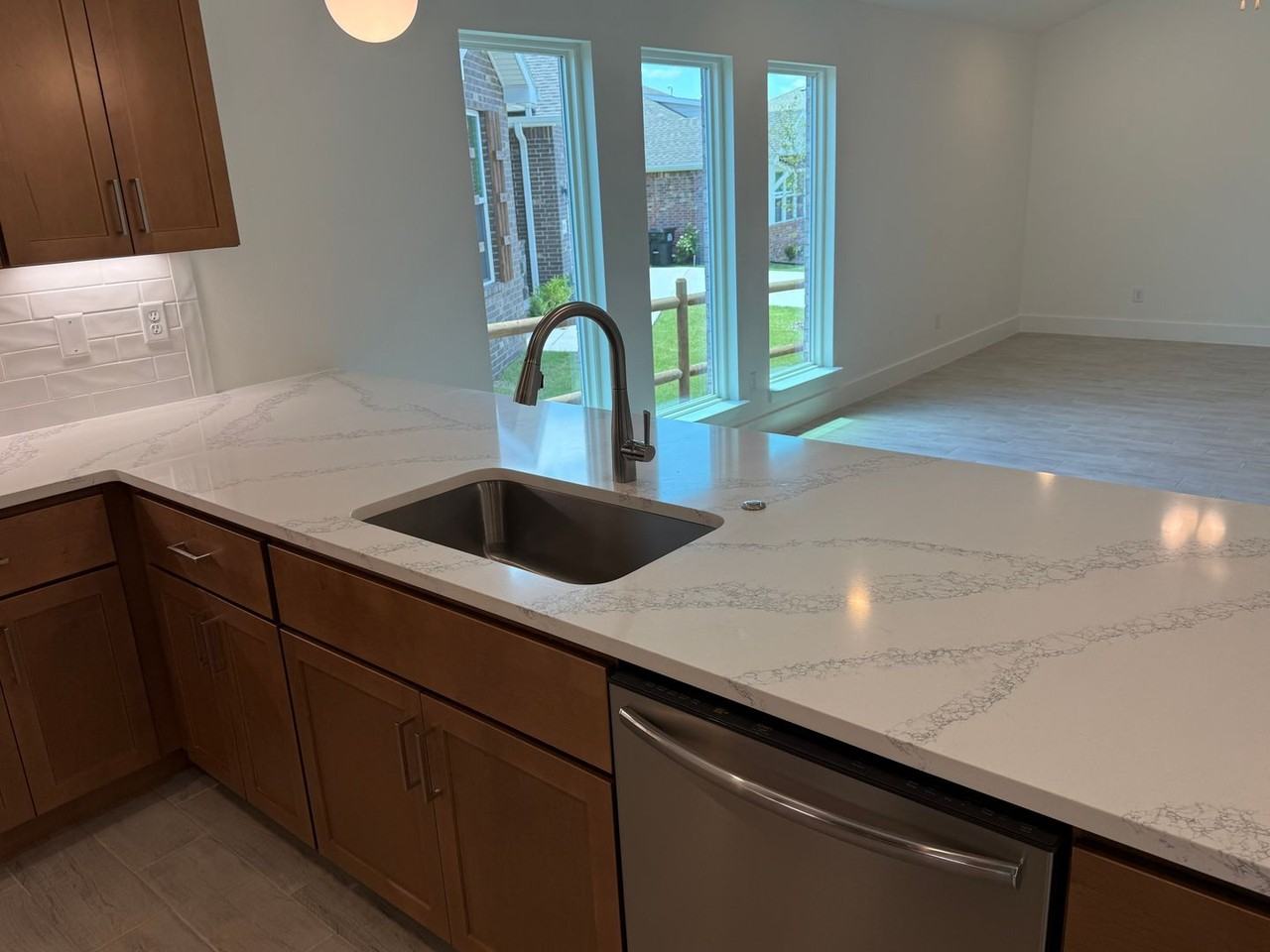 12937 S 21st Pl E - Photo 5 of 22