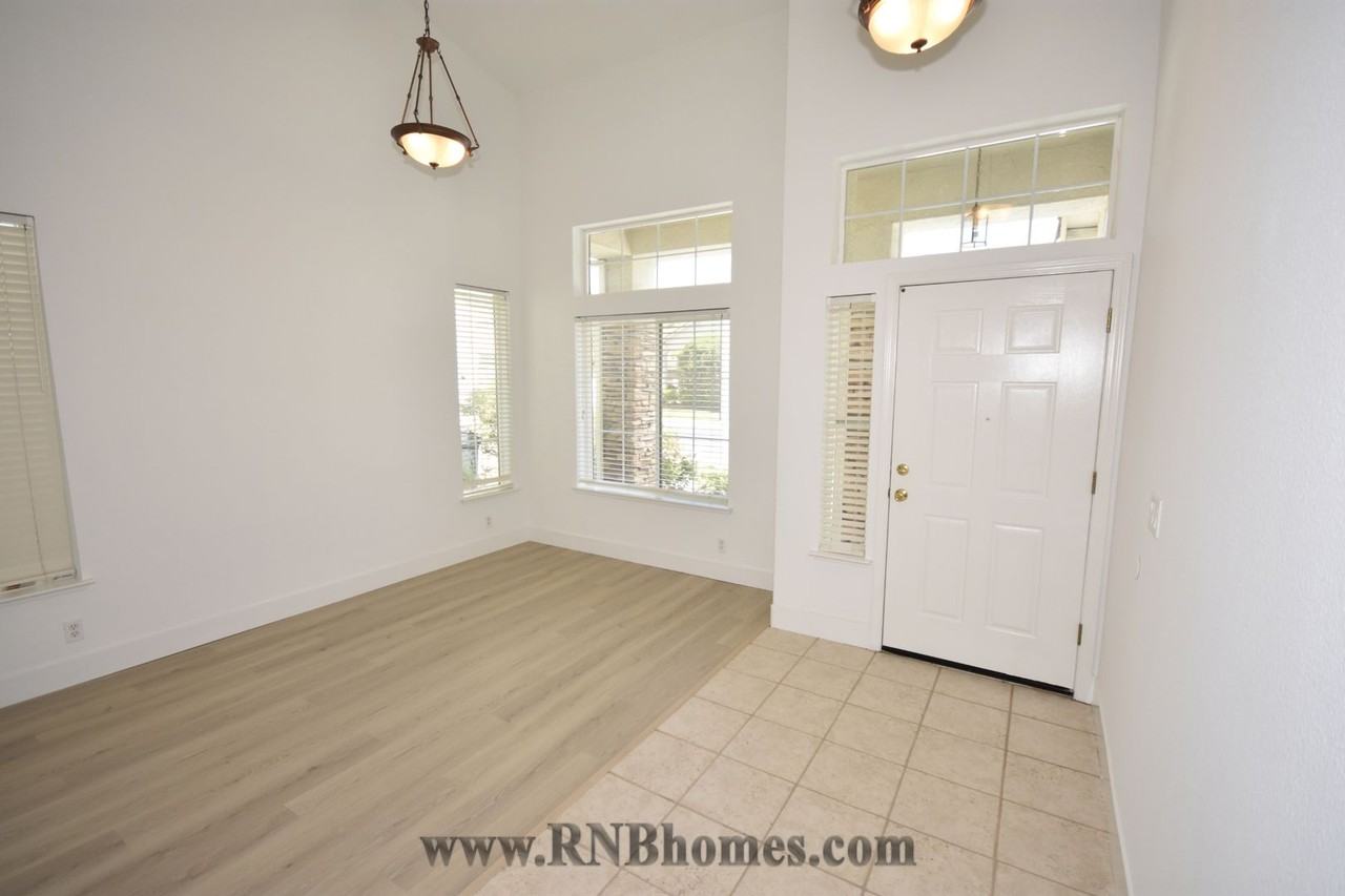 1783 Cadfael St - Photo 3 of 19