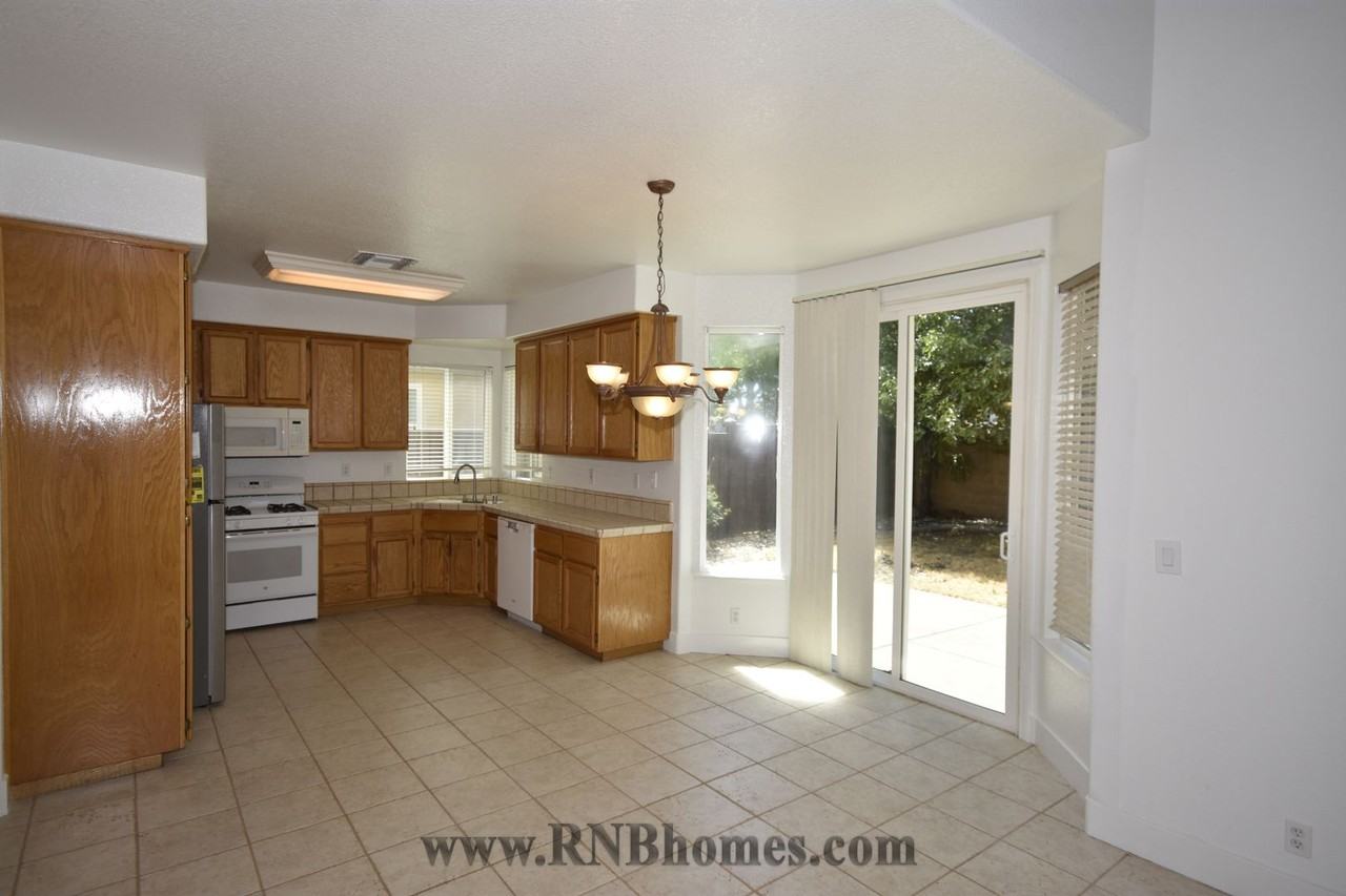 1783 Cadfael St - Photo 6 of 19