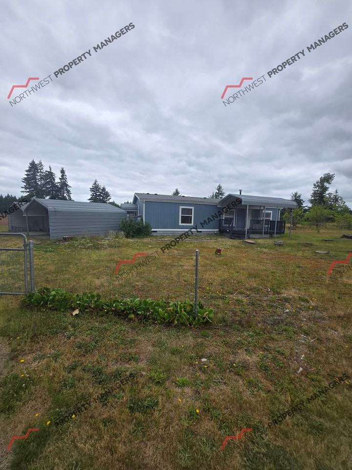 18415 Ivan St Sw - Photo 2 of 27