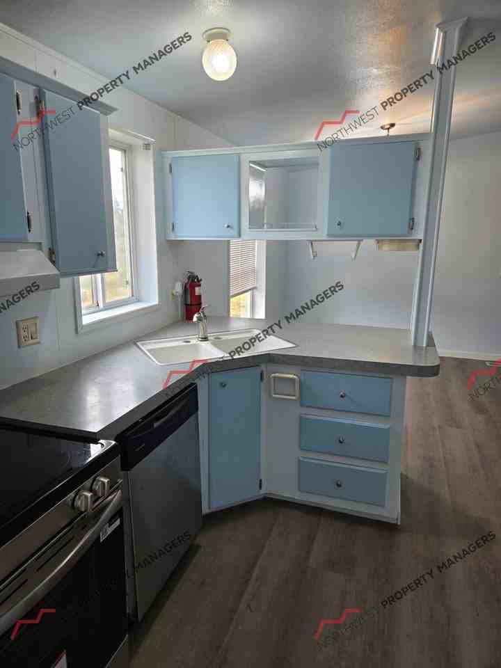 18415 Ivan St Sw - Photo 7 of 27