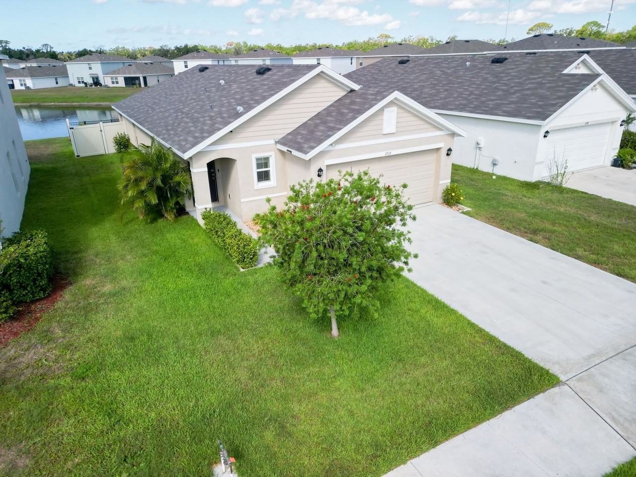 3718 Mannered Gold Ave - Photo 5 of 42
