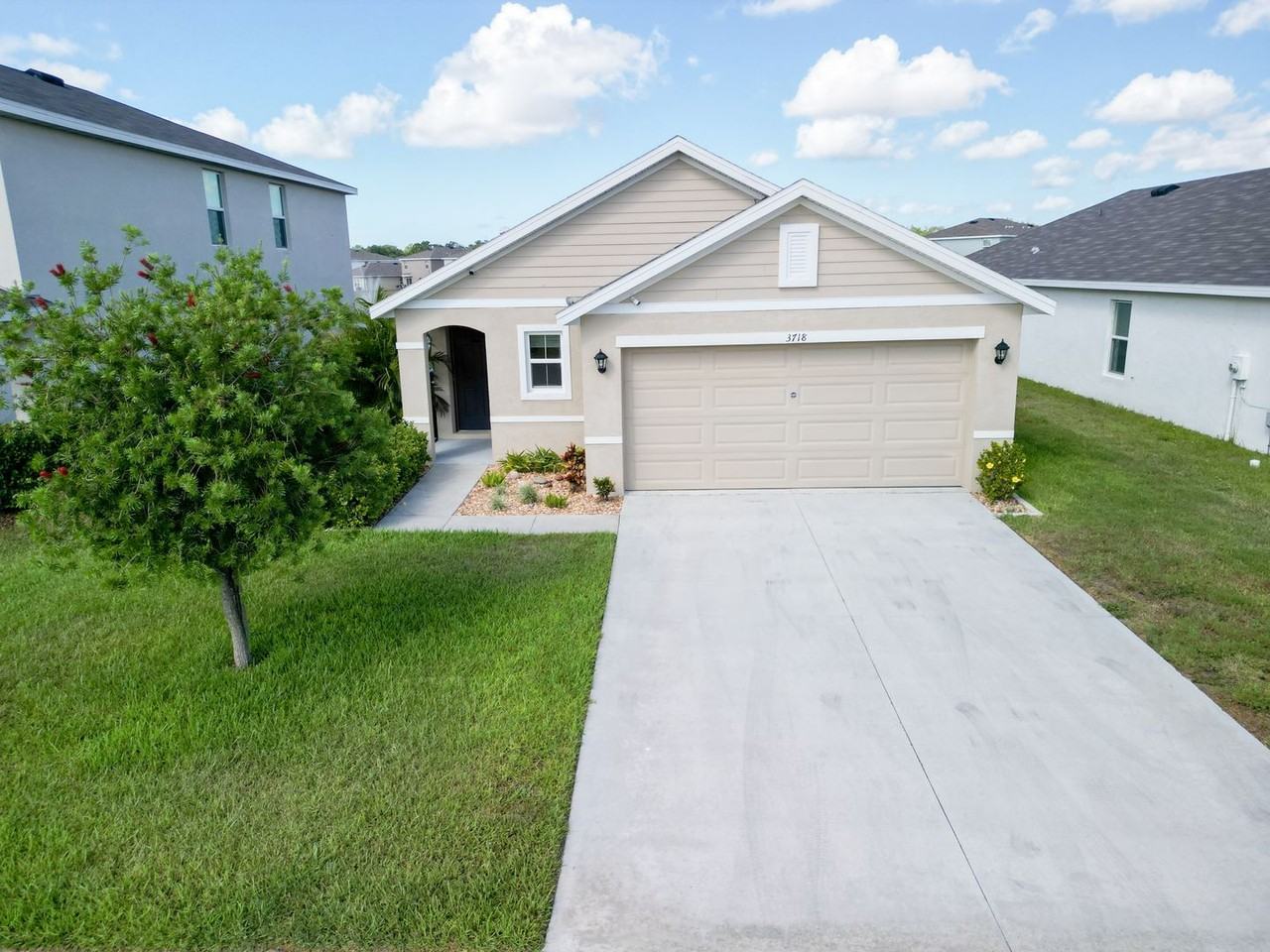 3718 Mannered Gold Ave - Photo 6 of 42