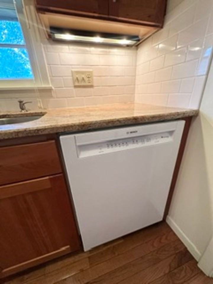 5410 Ashdale Ln - Photo 4 of 18