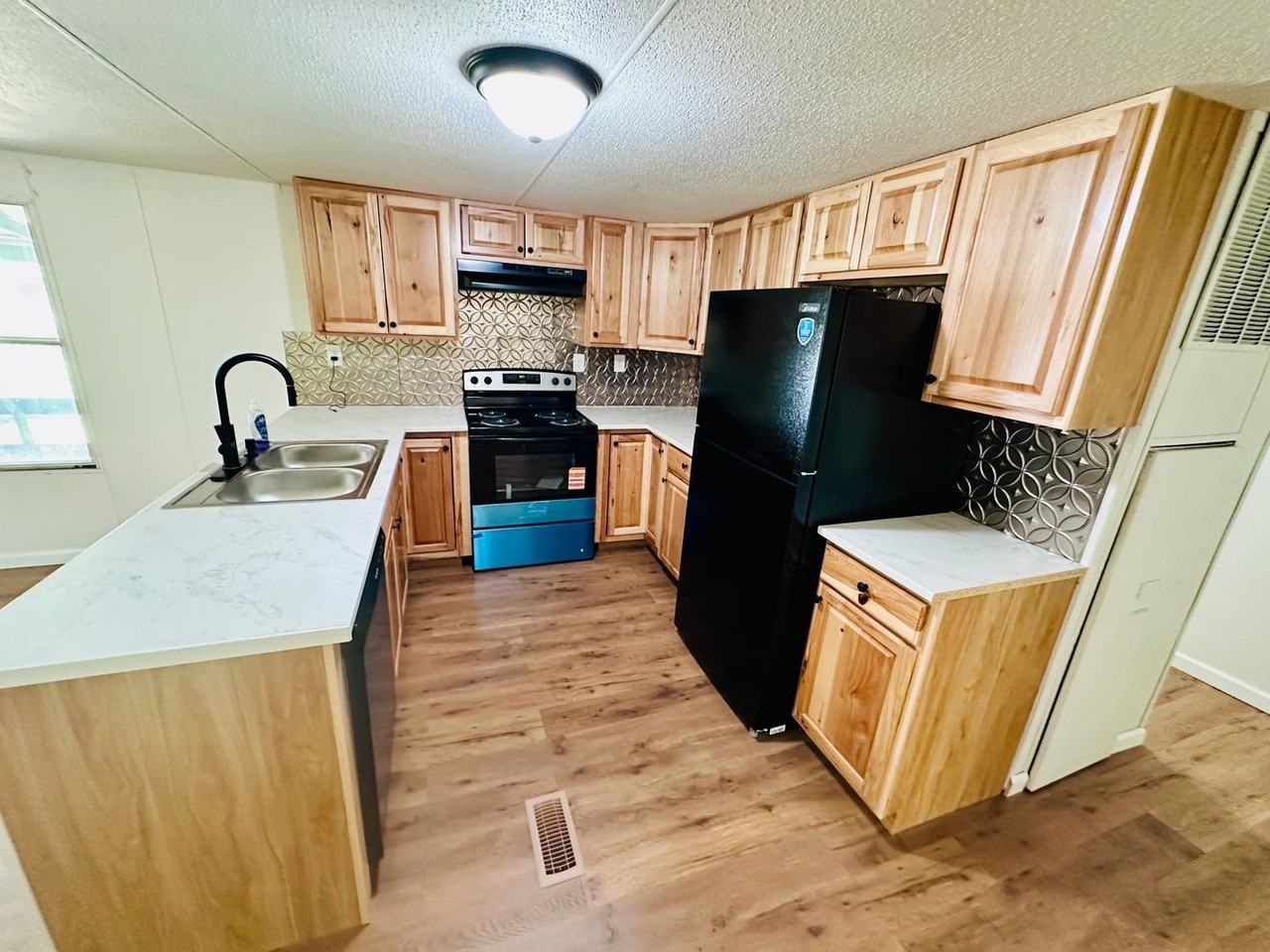 115 Eller Farm Dr - Photo 4 of 19