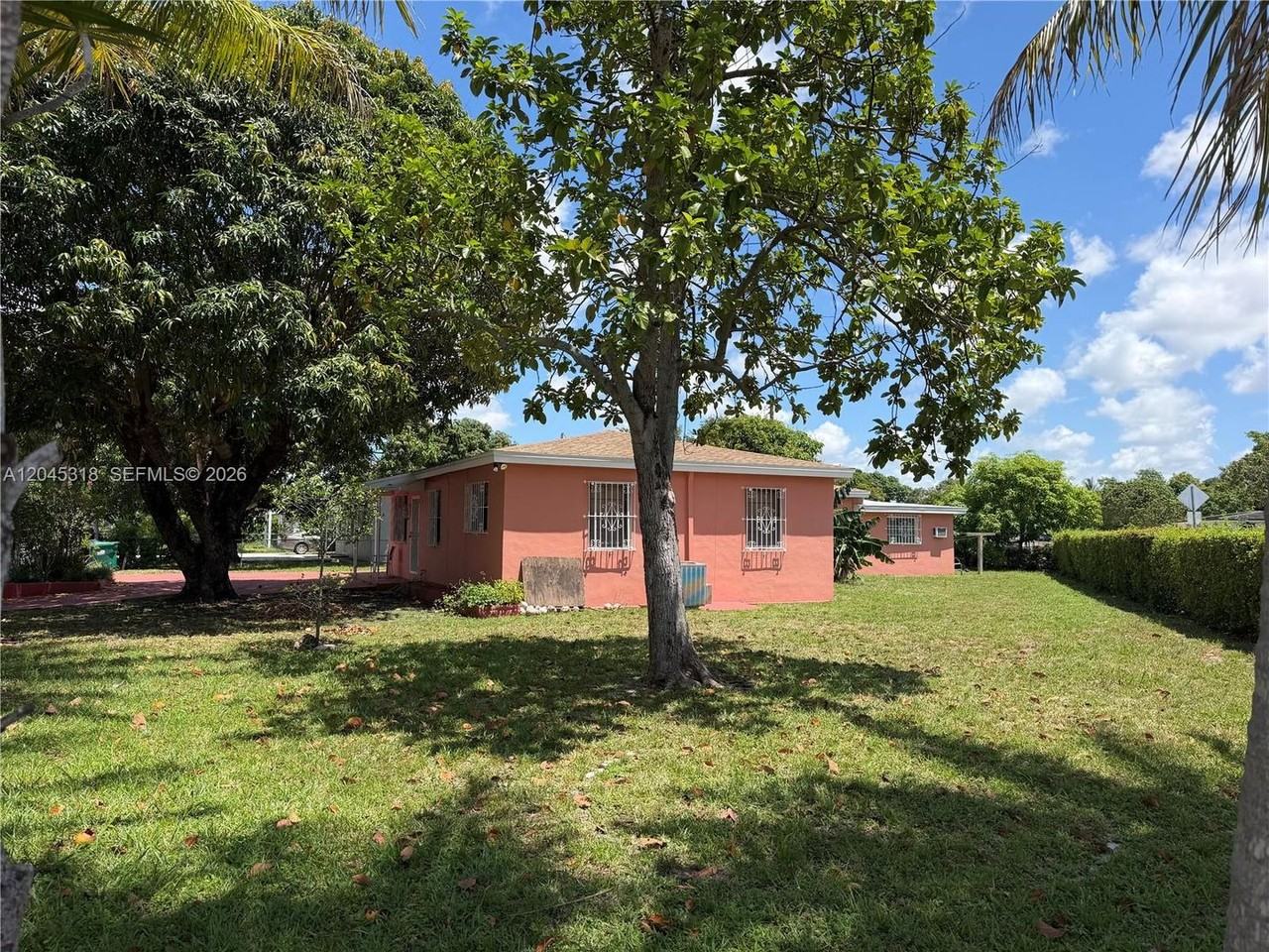 9201 Broad Manor Rd - Photo 5 of 12