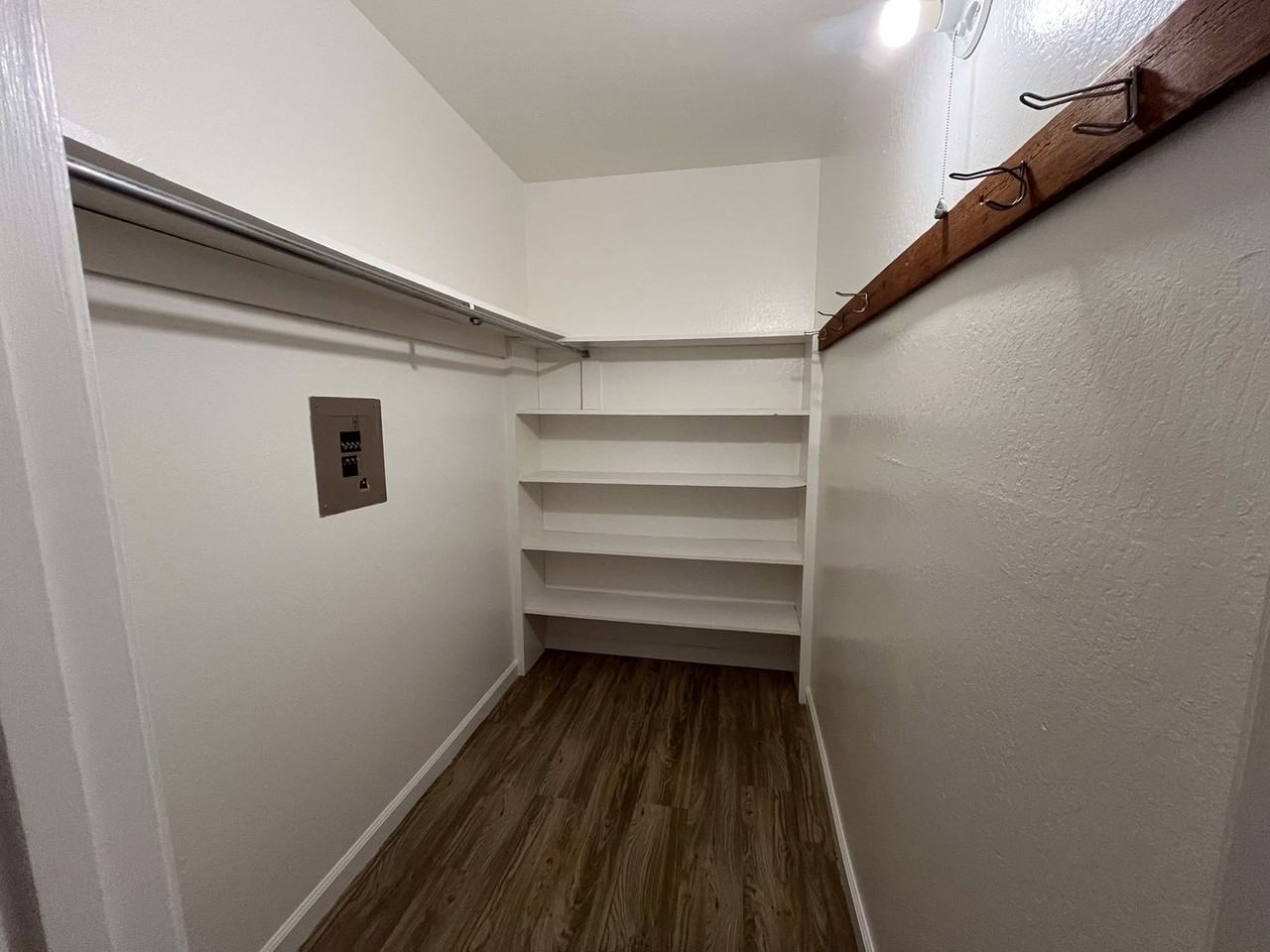 1075 Cypress St #7 - Photo 5 of 8