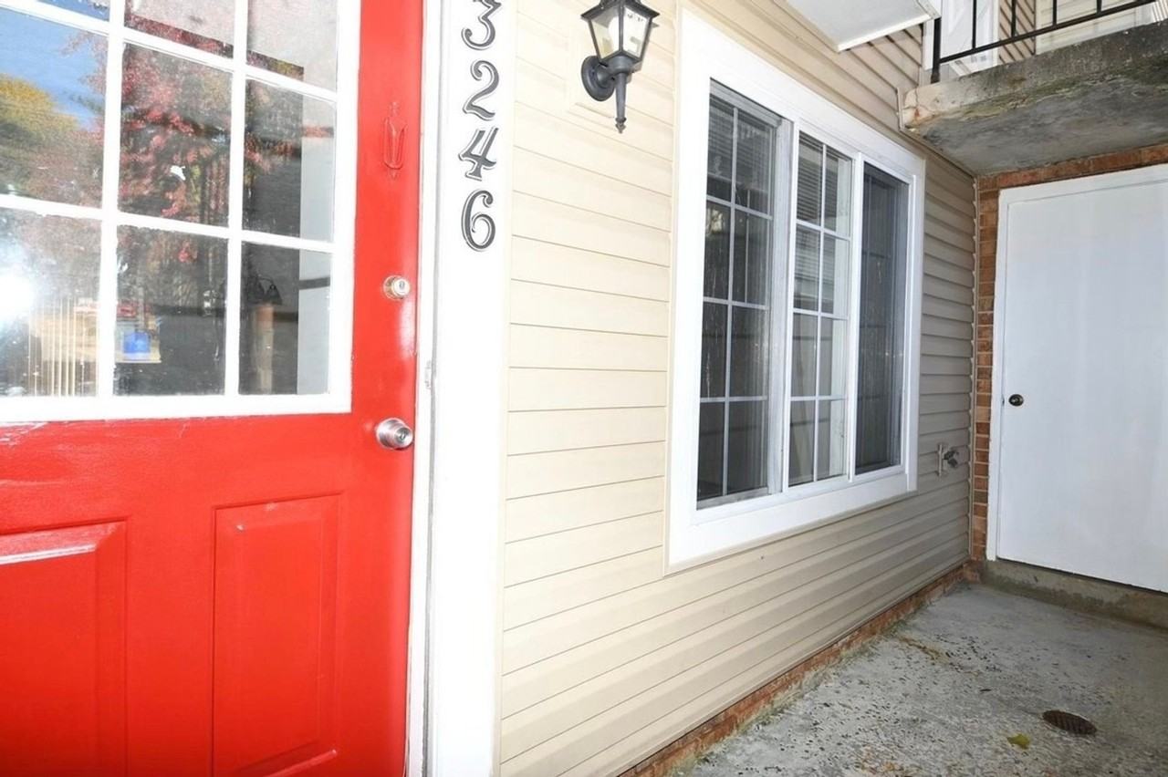 13246 Bayberry Dr - Photo 4 of 27
