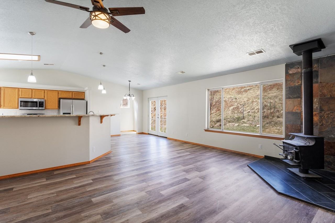 106 Pinnacle Pl - Photo 3 of 14