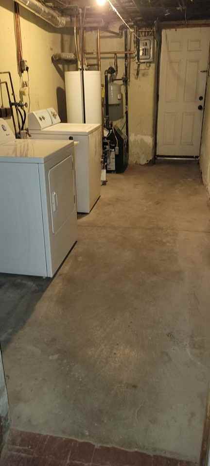 6747 Souder St - Photo 2 of 14