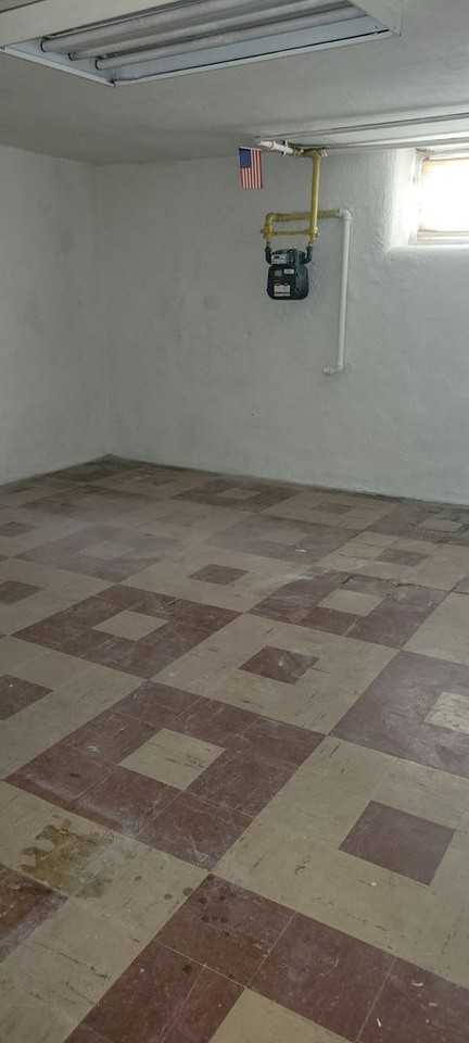6747 Souder St - Photo 5 of 14