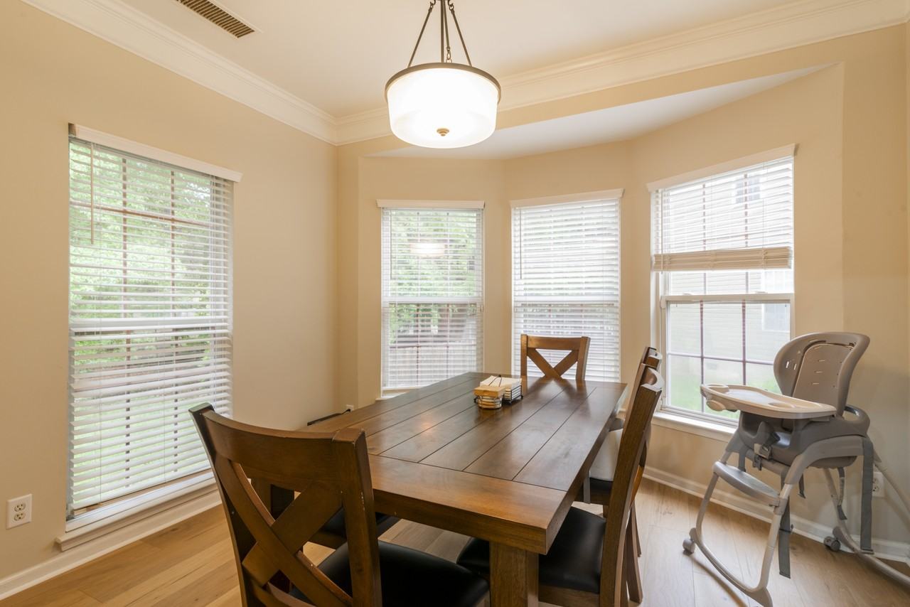 10029 Dauphine Dr #1 - Photo 7 of 43