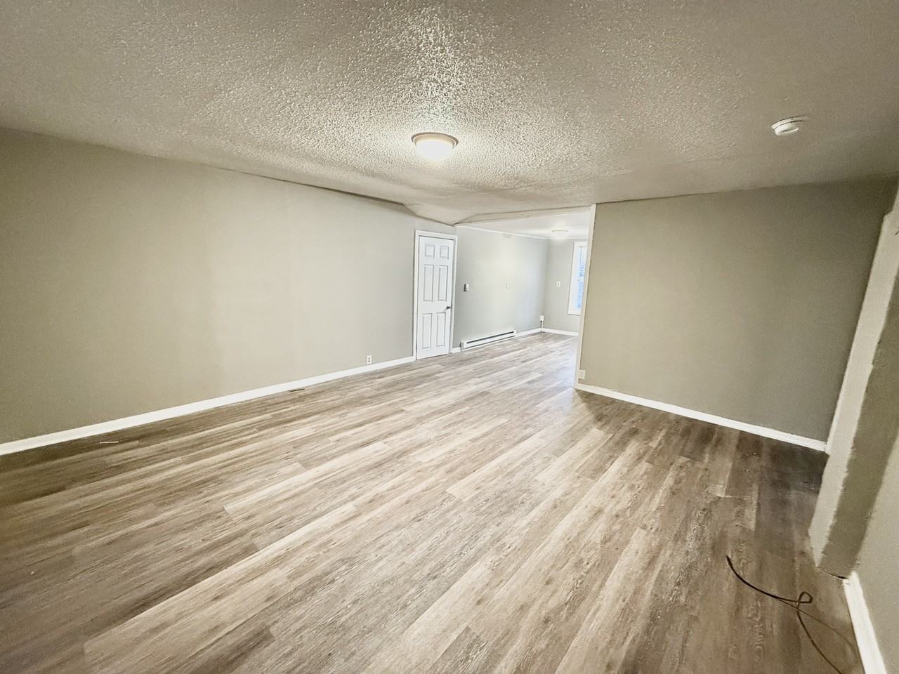 733 Dunnigan St #1 - Photo 4 of 10