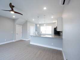 featured image of 10 Wailele Kai Ln Unit 103