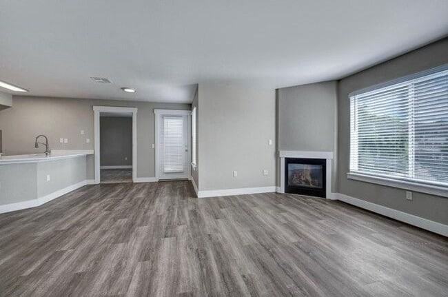 2205 Willow Tree Grv - Photo 3 of 50