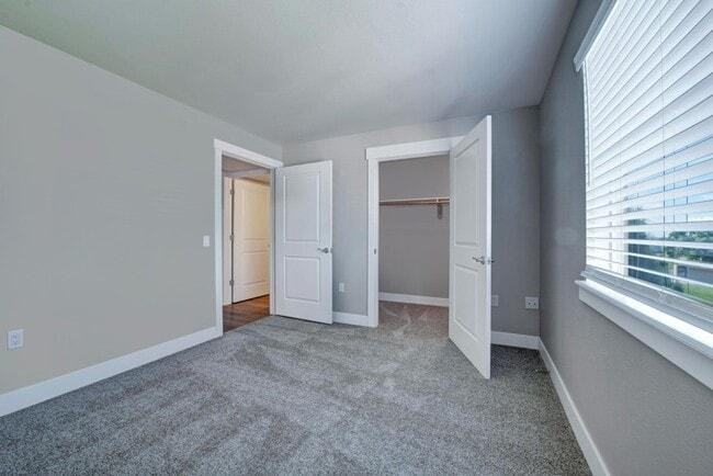 2205 Willow Tree Grv - Photo 5 of 50