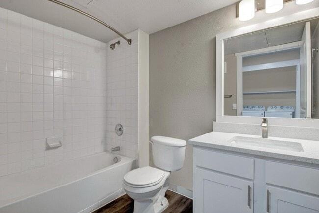 2205 Willow Tree Grv - Photo 3 of 50