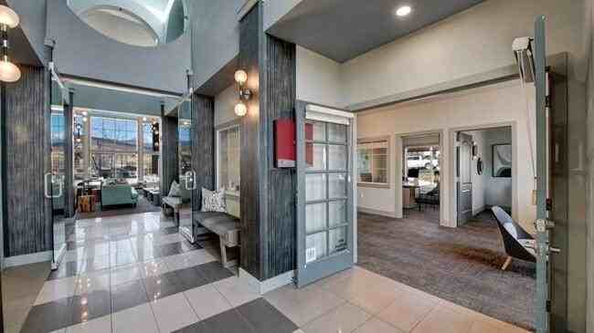 2205 Willow Tree Grv - Photo 4 of 50