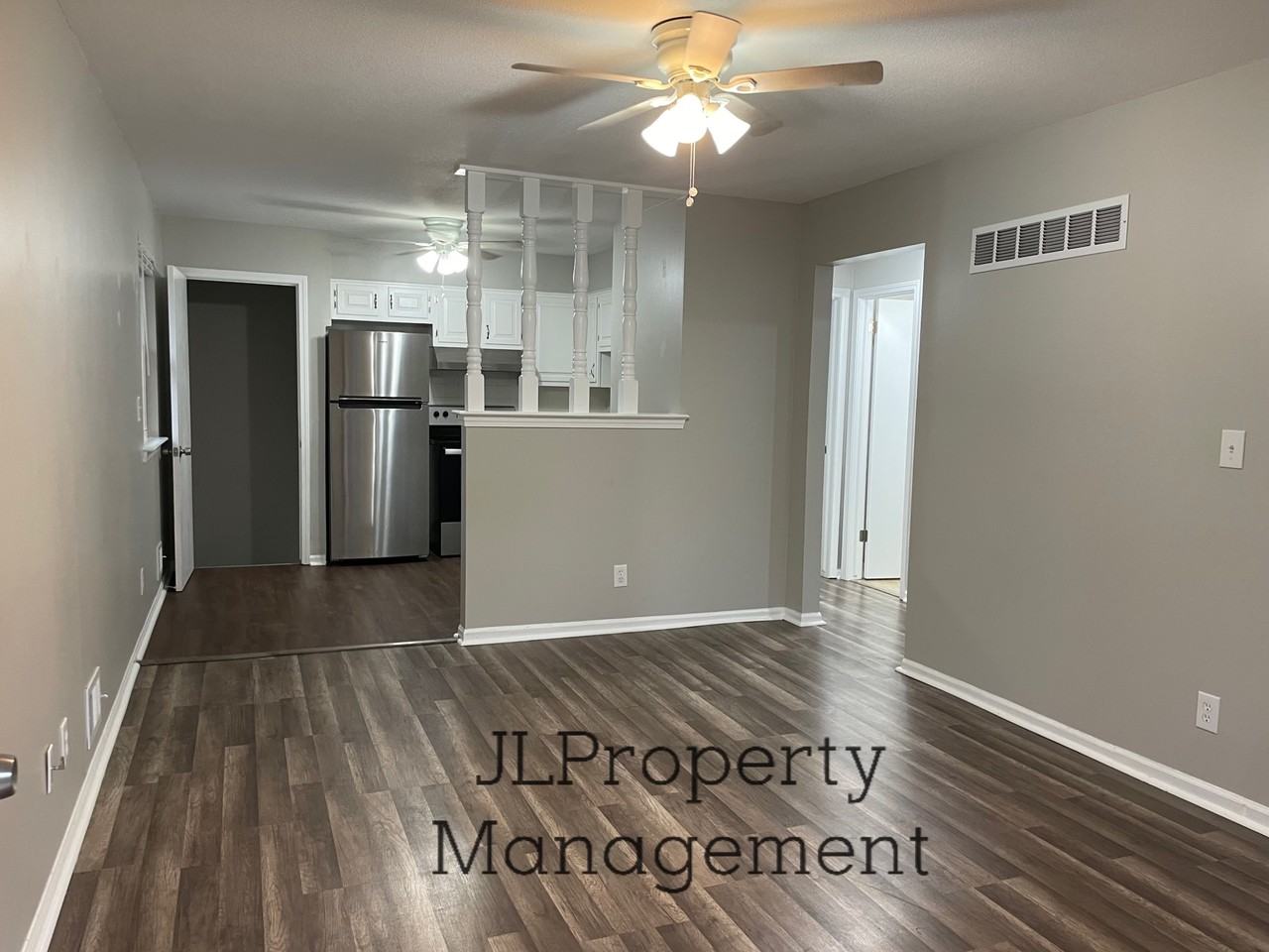 921 Sw Kingscross Rd #1 - Photo 3 of 11