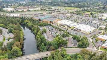 featured image of 18540 Sw Boones Ferry Rd