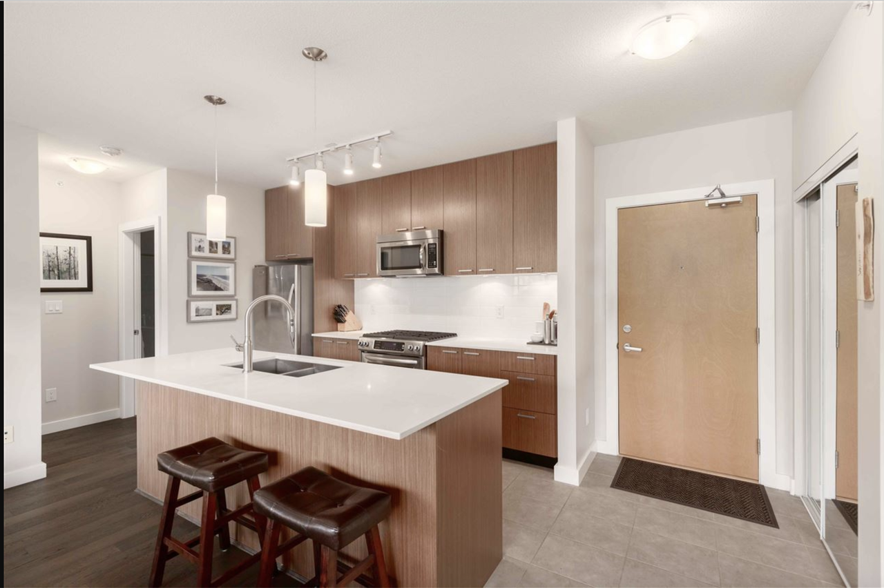1330 Marine Drive #406 - Photo 3 of 8