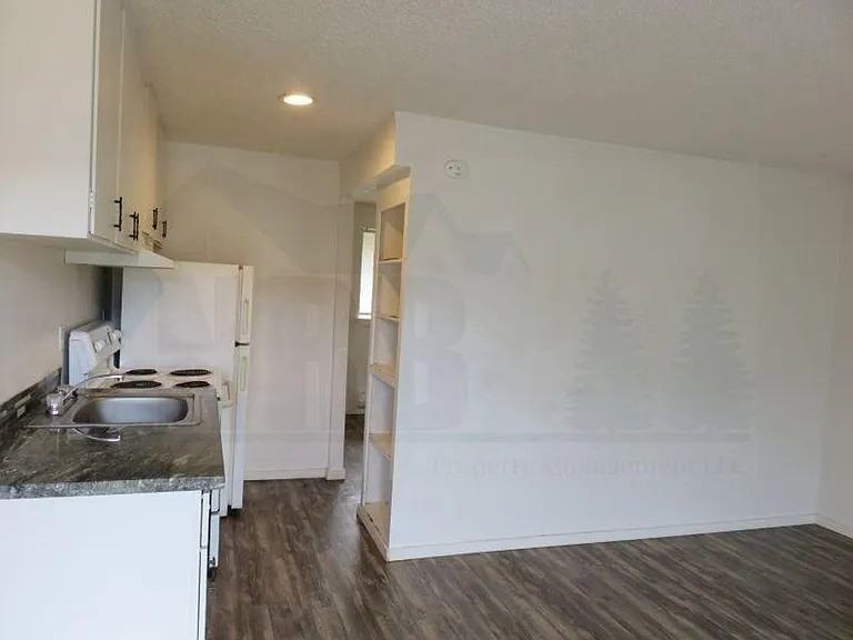 4802 108th St Sw #20 - Photo 3 of 8