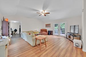 featured image of 404 S Ash St #1