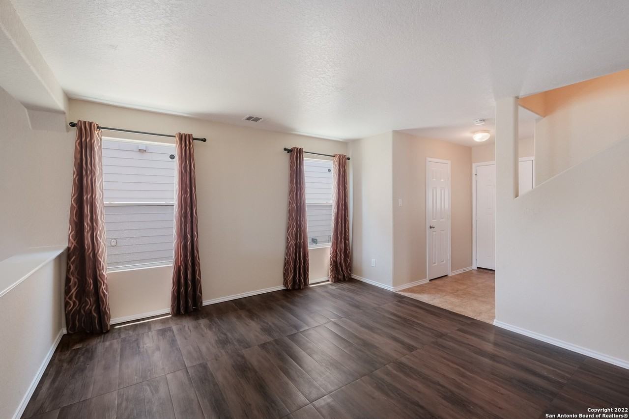 9214 Pacific Maple - Photo 4 of 16