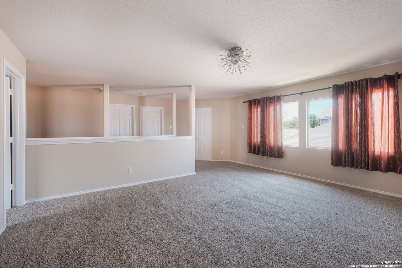 9214 Pacific Maple - Photo 6 of 16
