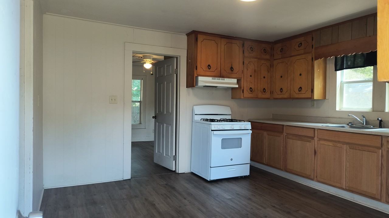 2503 S Orlando St #1 - Photo 5 of 8