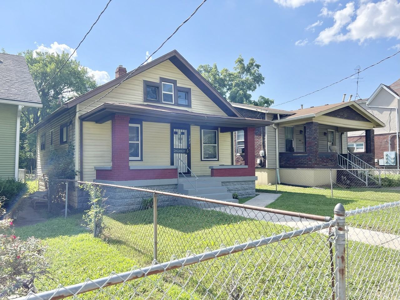416 Louis Coleman Jr Dr #1 - Photo 3 of 17