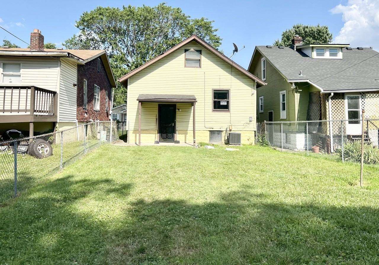 416 Louis Coleman Jr Dr #1 - Photo 5 of 17