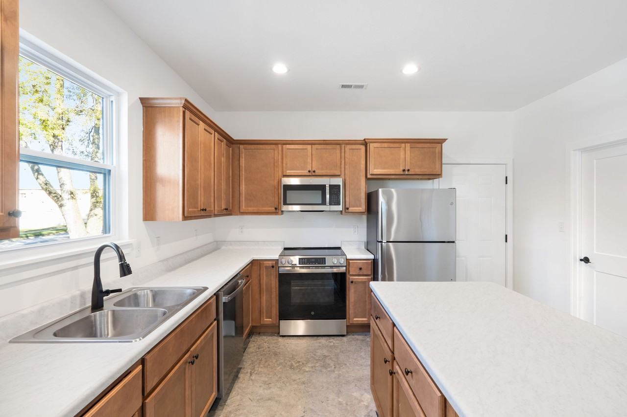 308 E Morgan St #C - Photo 2 of 25