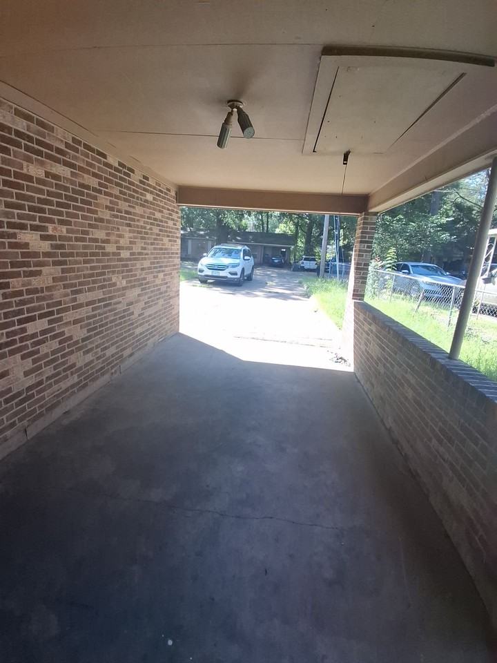 1955 Marshall Pl #1 - Photo 2 of 28